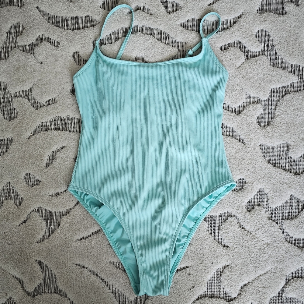 Aeropostale one piece swimsuit